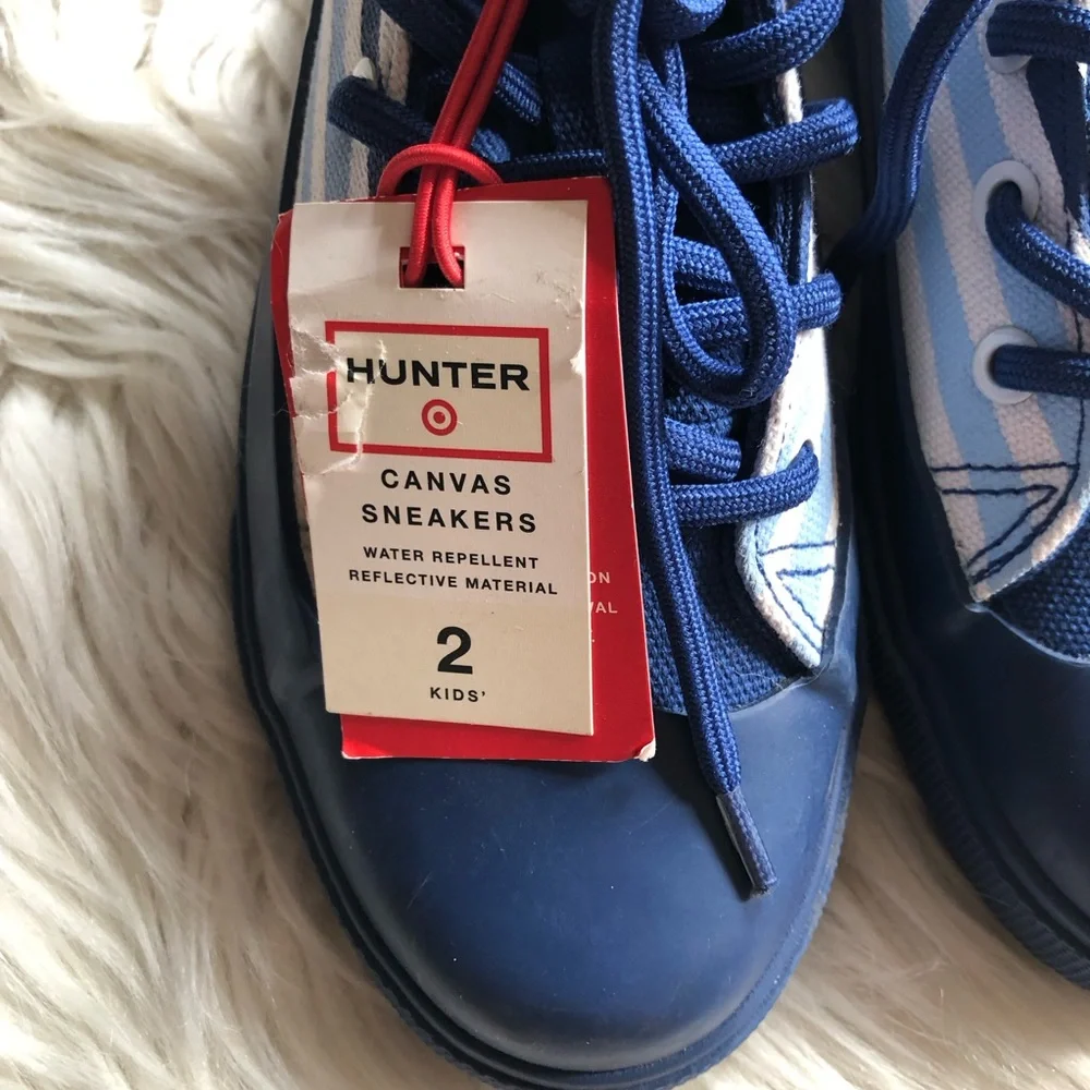 Hunter x Target Blue White Stripes Lace Up Canvas Sneakers Youth Unisex size 2